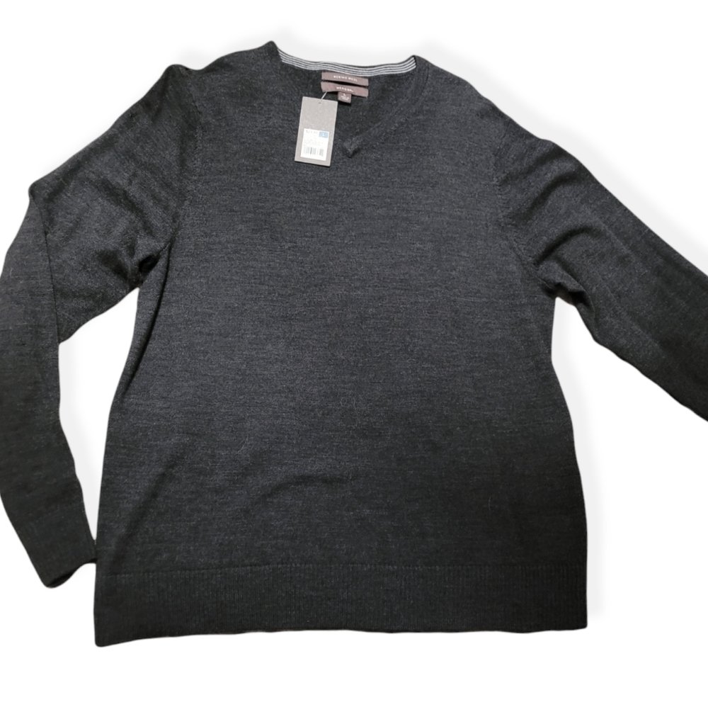 Merona 100% Merino Wool V-neck Sweater men's large charcoal gray